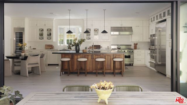 632 S Arden Boulevard, Los Angeles, CA 90005