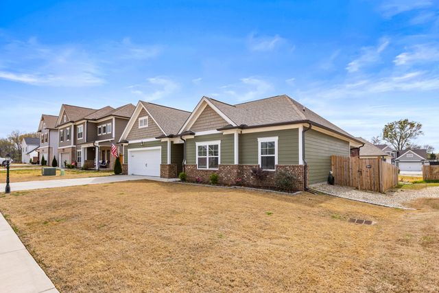 231 Winchester Drive, Rossville, GA 30741