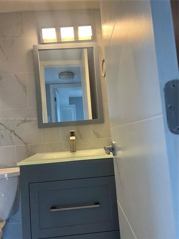 3304 Virginia St 7B, Miami, FL 33133