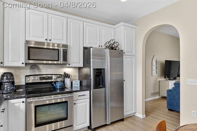 2946 Hunley Drive, Ann Arbor, MI 48105