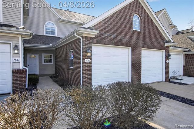 2946 Hunley Drive, Ann Arbor, MI 48105