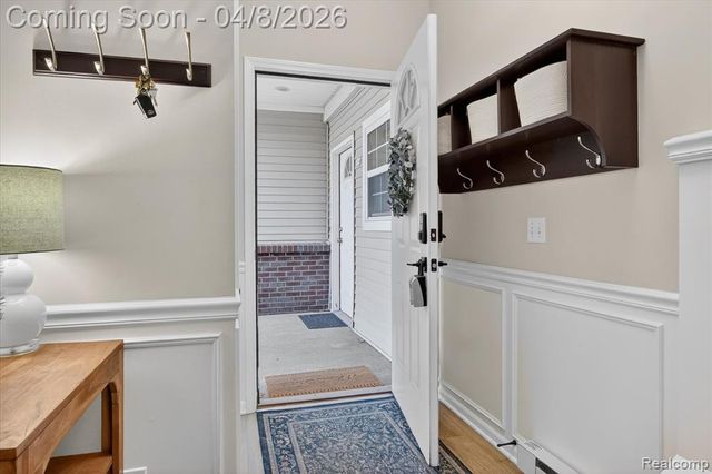 2946 Hunley Drive, Ann Arbor, MI 48105