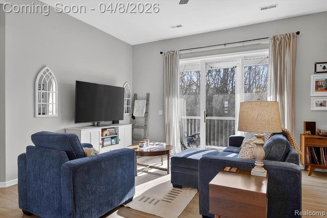 2946 Hunley Drive, Ann Arbor, MI 48105