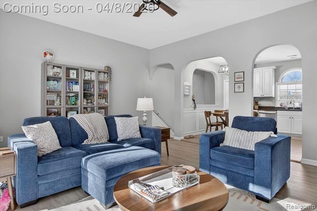 2946 Hunley Drive, Ann Arbor, MI 48105