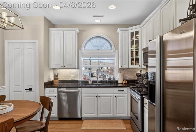 2946 Hunley Drive, Ann Arbor, MI 48105