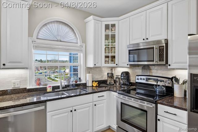 2946 Hunley Drive, Ann Arbor, MI 48105