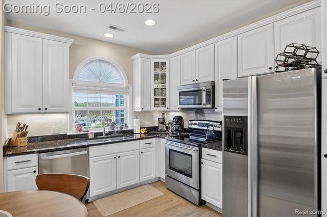 2946 Hunley Drive, Ann Arbor, MI 48105
