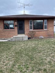 4523 S Taylor AVENUE, Milwaukee, WI 53207