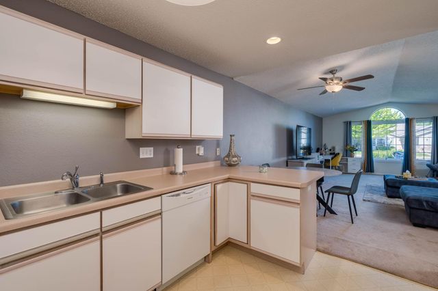 150 Oxford Path, Mankato, MN 56001