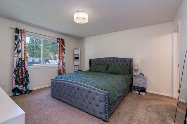 150 Oxford Path, Mankato, MN 56001