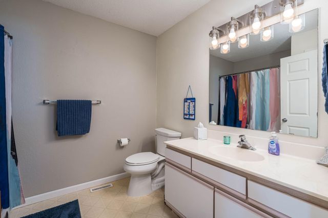 150 Oxford Path, Mankato, MN 56001