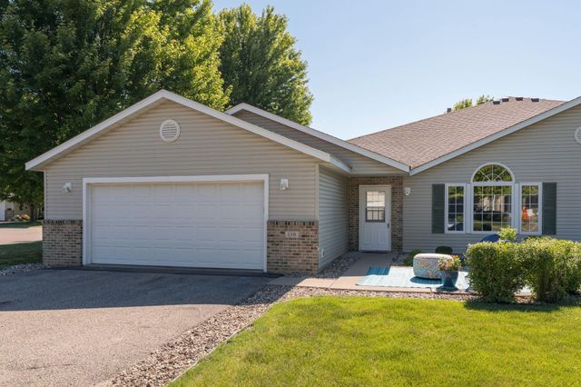 150 Oxford Path, Mankato, MN 56001