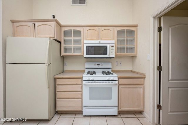 649 Stone Canyon Drive, Las Cruces, NM 88011