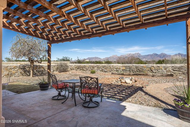 649 Stone Canyon Drive, Las Cruces, NM 88011