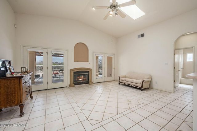 649 Stone Canyon Drive, Las Cruces, NM 88011