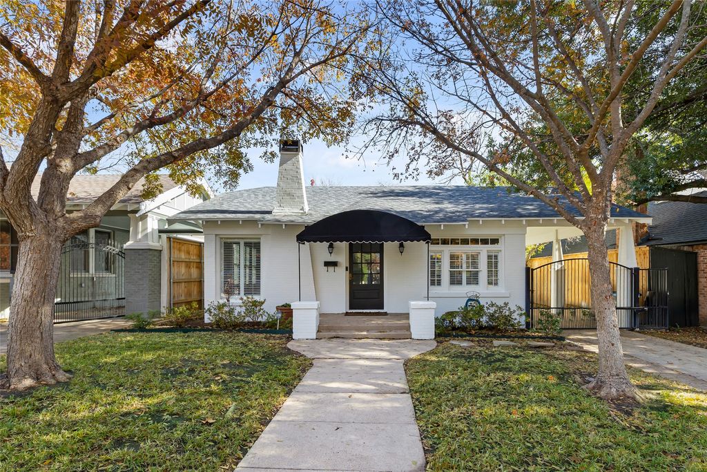 1325 Clover Lane, Fort Worth, TX 76107