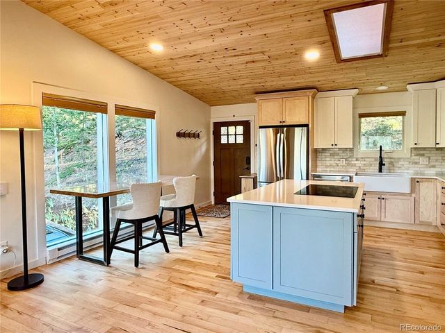 32783 Lodgepole Cir, Evergreen, CO 80439