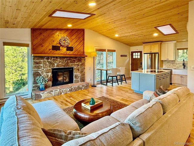 32783 Lodgepole Cir, Evergreen, CO 80439