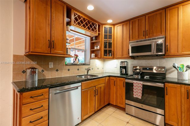 5760 SW 51st St 0, Miami, FL 33155