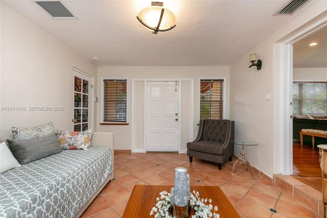 5760 SW 51st St 0, Miami, FL 33155
