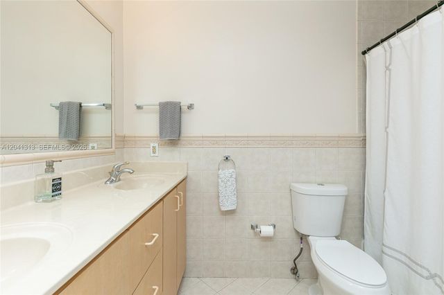 5760 SW 51st St 0, Miami, FL 33155