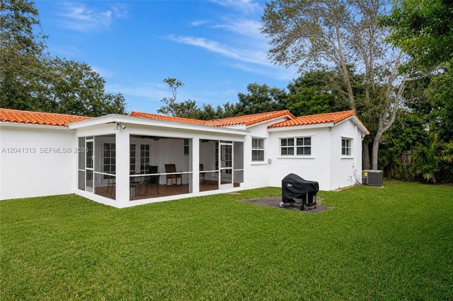5760 SW 51st St 0, Miami, FL 33155