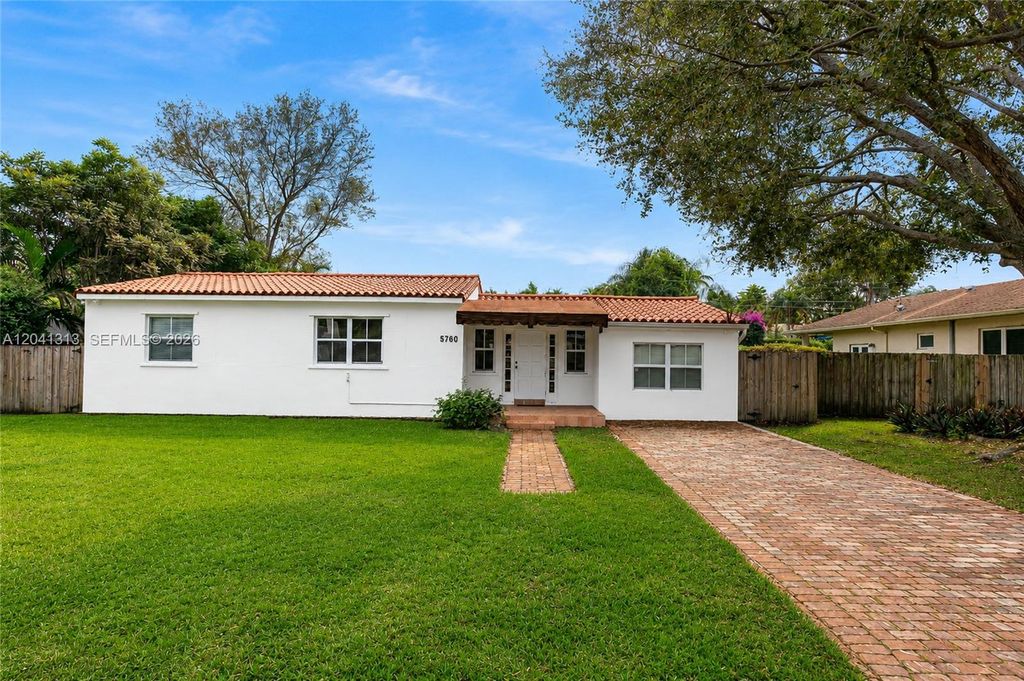 5760 SW 51st St 0, Miami, FL 33155