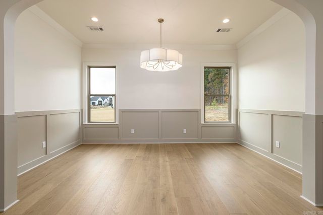 119 Falstone Dr, Little Rock, AR 72223