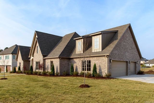 119 Falstone Dr, Little Rock, AR 72223