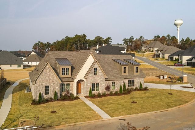 119 Falstone Dr, Little Rock, AR 72223