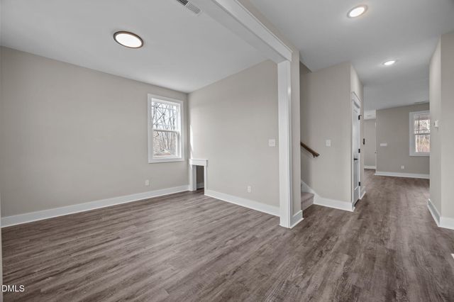 3917 Nc 42, Raleigh, NC 27603