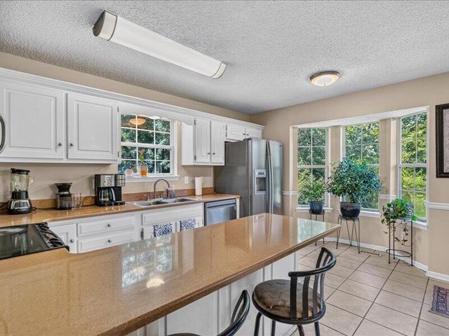 8735 Brookhill Drive, Hixson, TN 37343