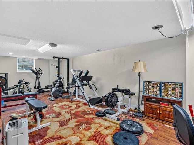 8735 Brookhill Drive, Hixson, TN 37343