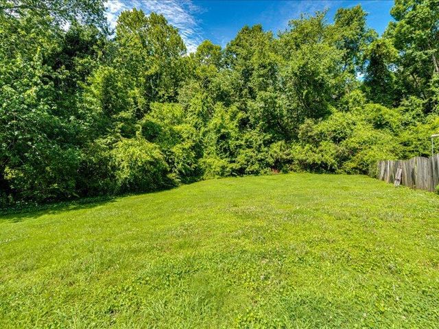 8735 Brookhill Drive, Hixson, TN 37343