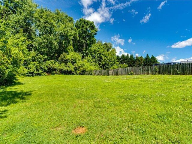 8735 Brookhill Drive, Hixson, TN 37343