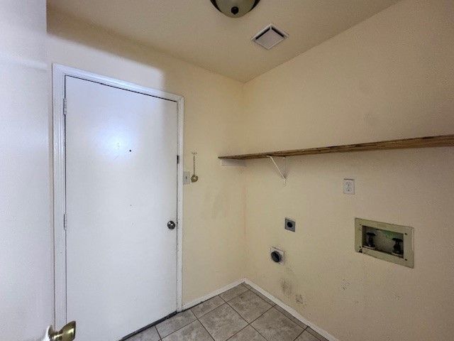 4136 Caldwell Avenue, The Colony, TX 75056