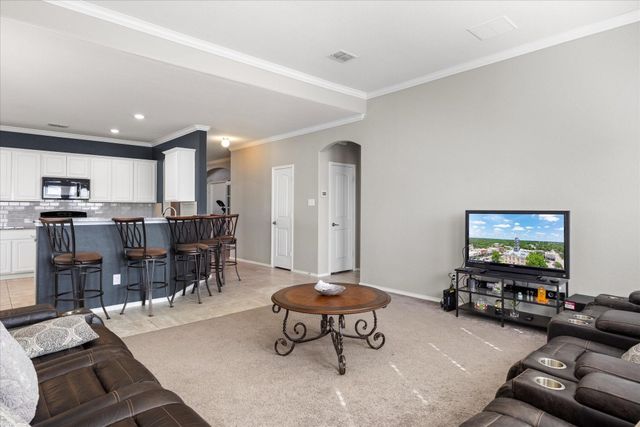 424 Eureka Court, Burleson, TX 76028