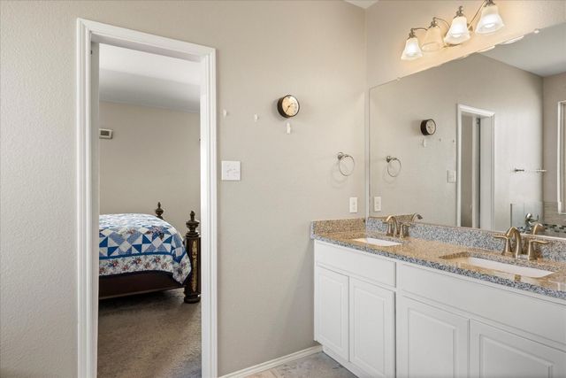 424 Eureka Court, Burleson, TX 76028