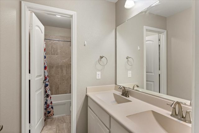 424 Eureka Court, Burleson, TX 76028