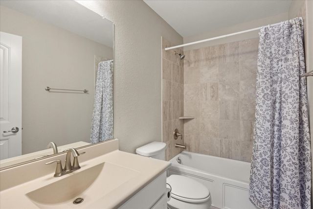 424 Eureka Court, Burleson, TX 76028