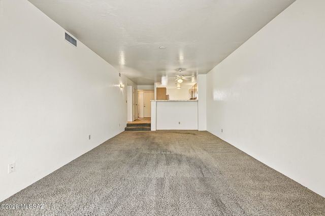 5675 N Camino Esplendora Apt 4123, Tucson, AZ 85718