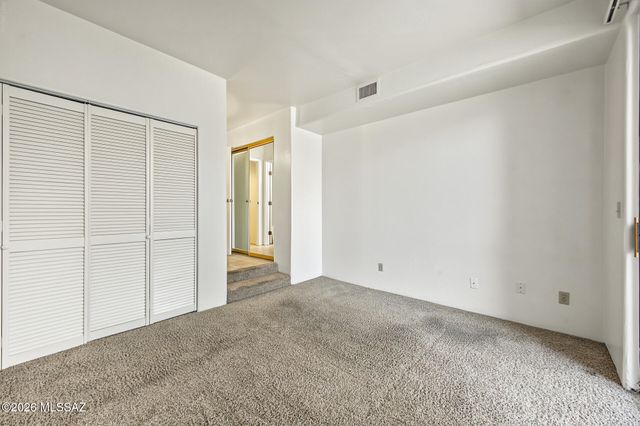 5675 N Camino Esplendora Apt 4123, Tucson, AZ 85718