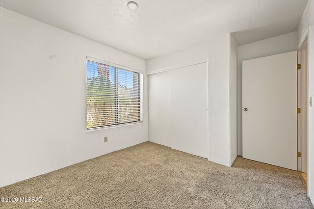5675 N Camino Esplendora Apt 4123, Tucson, AZ 85718