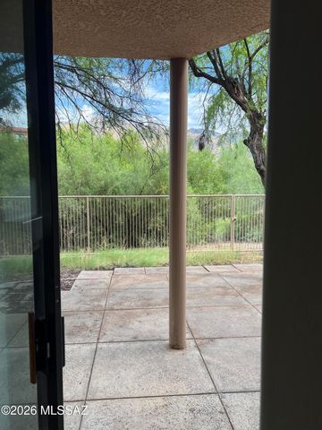 5675 N Camino Esplendora Apt 4123, Tucson, AZ 85718