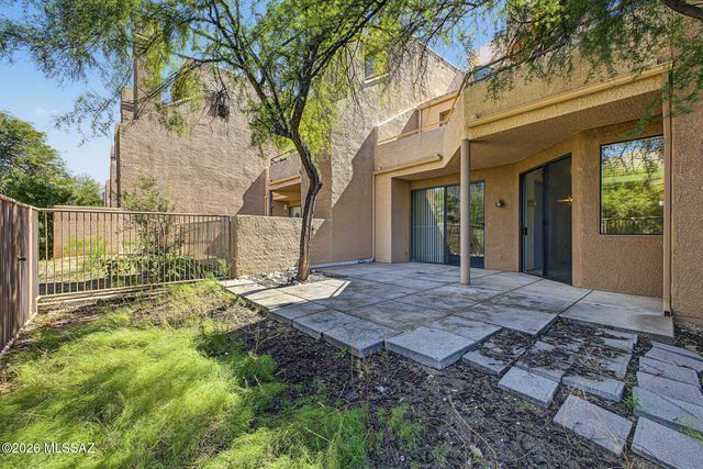 5675 N Camino Esplendora Apt 4123, Tucson, AZ 85718