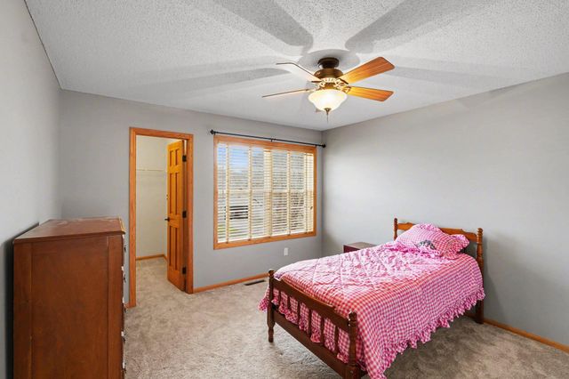 758 Heron Avenue N, Oakdale, MN 55128