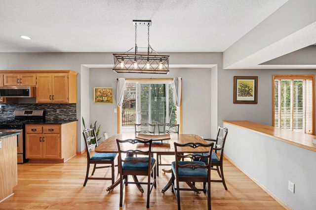 758 Heron Avenue N, Oakdale, MN 55128