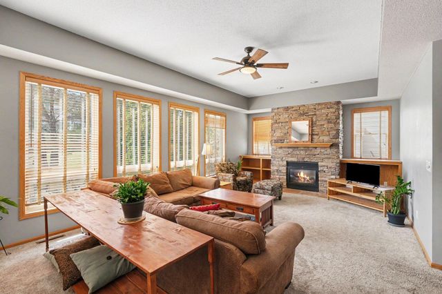 758 Heron Avenue N, Oakdale, MN 55128