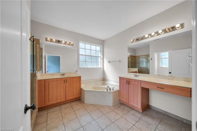 7020 Ambrosia LN # 1108, Naples, FL 34119