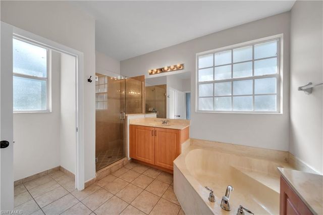 7020 Ambrosia LN # 1108, Naples, FL 34119